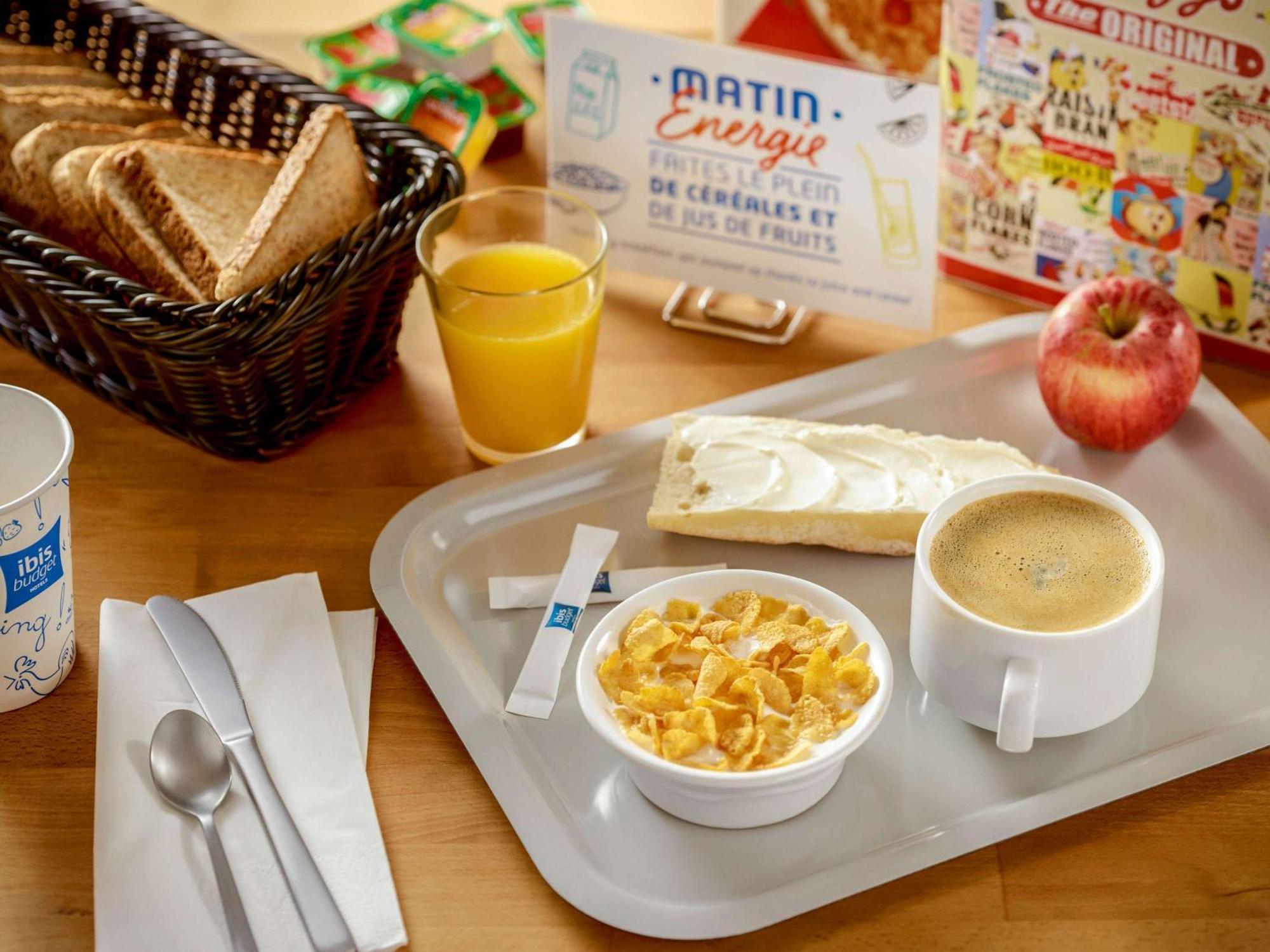 Ibis Budget Alicante Pension Sin Comedor Exterior photo