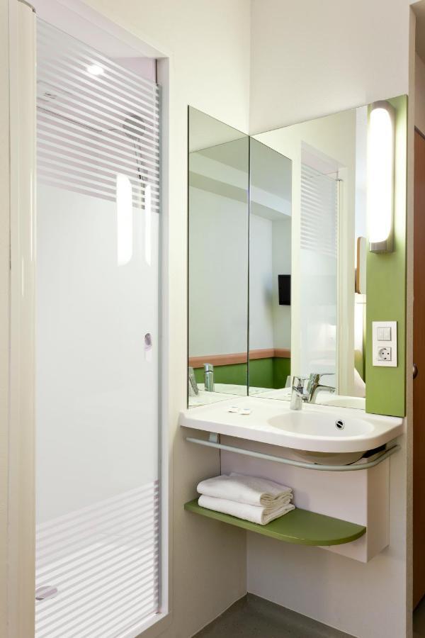 Ibis Budget Alicante Pension Sin Comedor Room photo